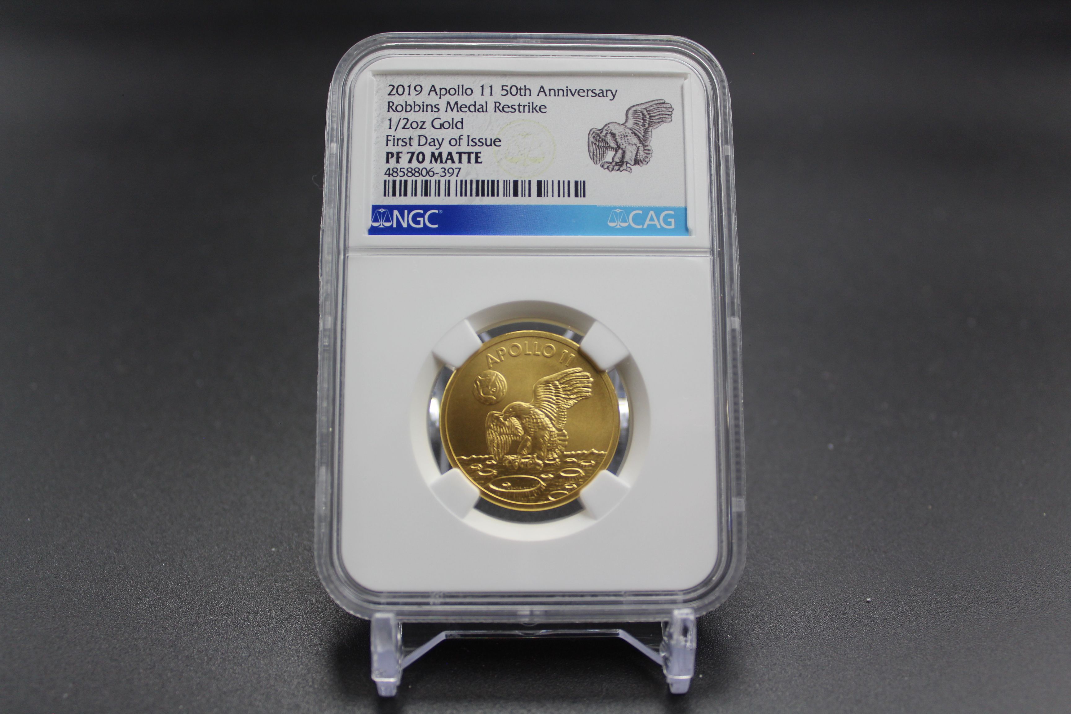 2019 Gold 1/2oz Apollo 11 Robbins Medal Restrike in Display Case First Day of Issue NGC Proof-70 Matte AGW  0.4995 oz